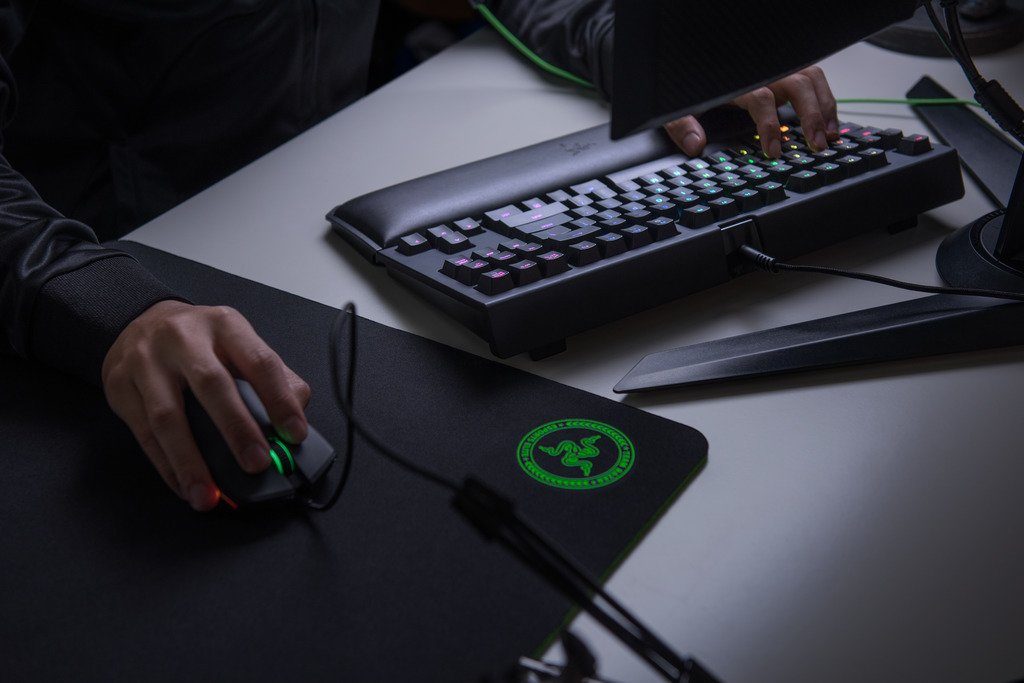 ゲーミングキーボード